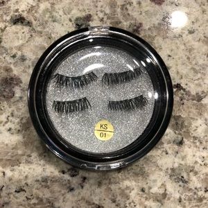 New Magnetic False Eyelashes